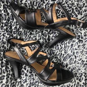 Naturalizer Dianna Most Favorite Pumps!